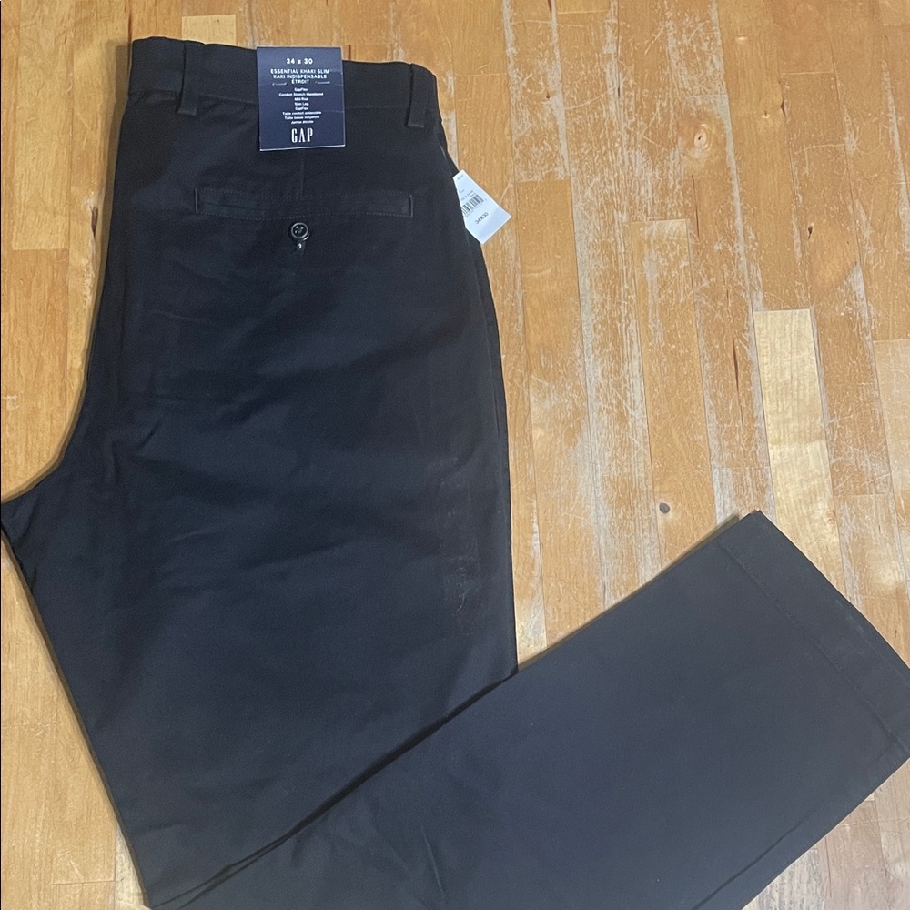 NWT GAP Men's Classic Black Chinos